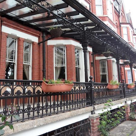 Glen Usk Hotel Llandrindod Wells Dış mekan fotoğraf